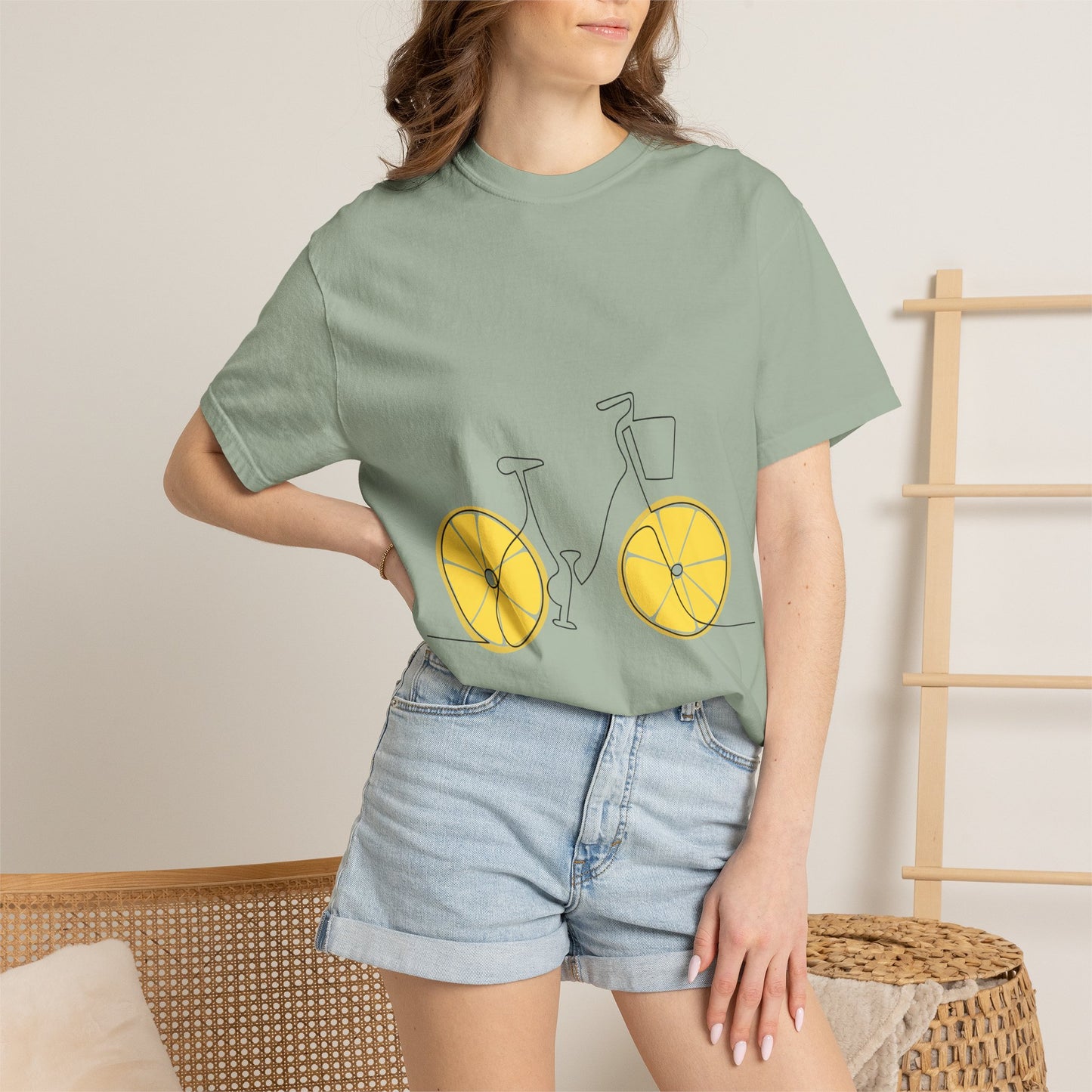 Lemon Wheel Bike T-Shirt — Citrus Bicycle Graphic  Coton Tee